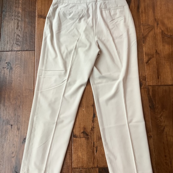 EVAN PICONE. LADIES LIGHT TAN COTTON CASUAL PANTS. SIZE 8. - Picture 7 of 8